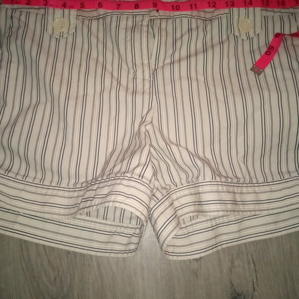 INC women's shorts